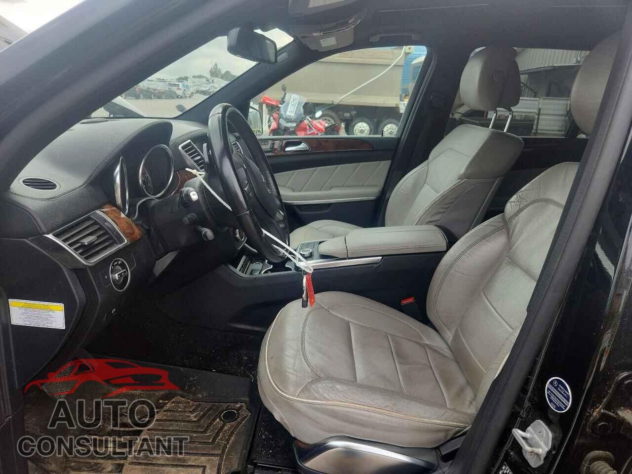 MERCEDES-BENZ GL-CLASS 2013 - 4JGDF7CE9DA258982