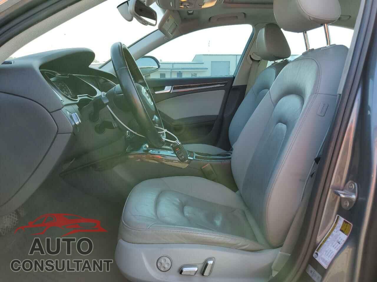 AUDI A4 2013 - WAUFFAFL8DN024911