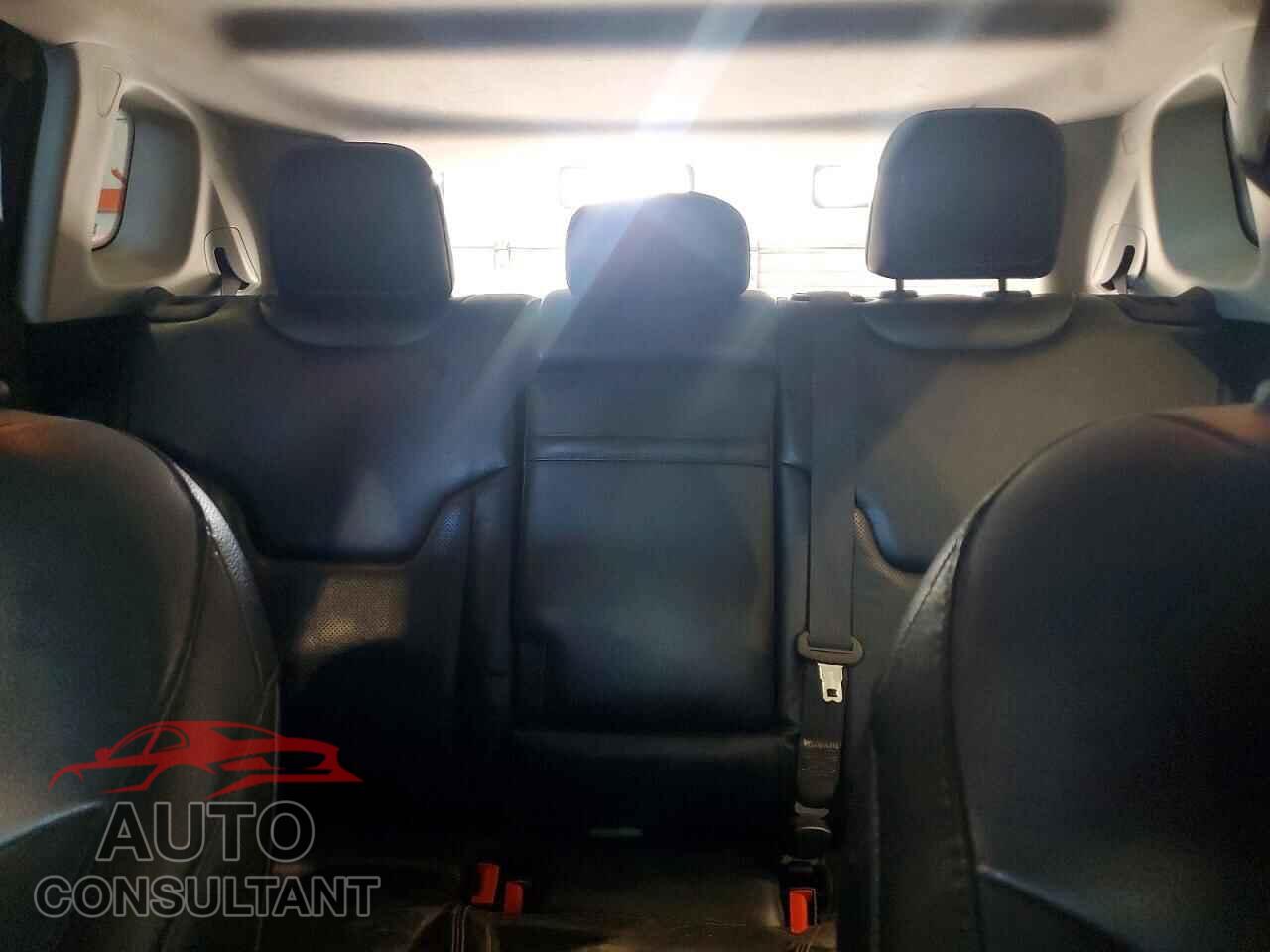 JEEP COMPASS 2018 - 3C4NJDCB7JT264540