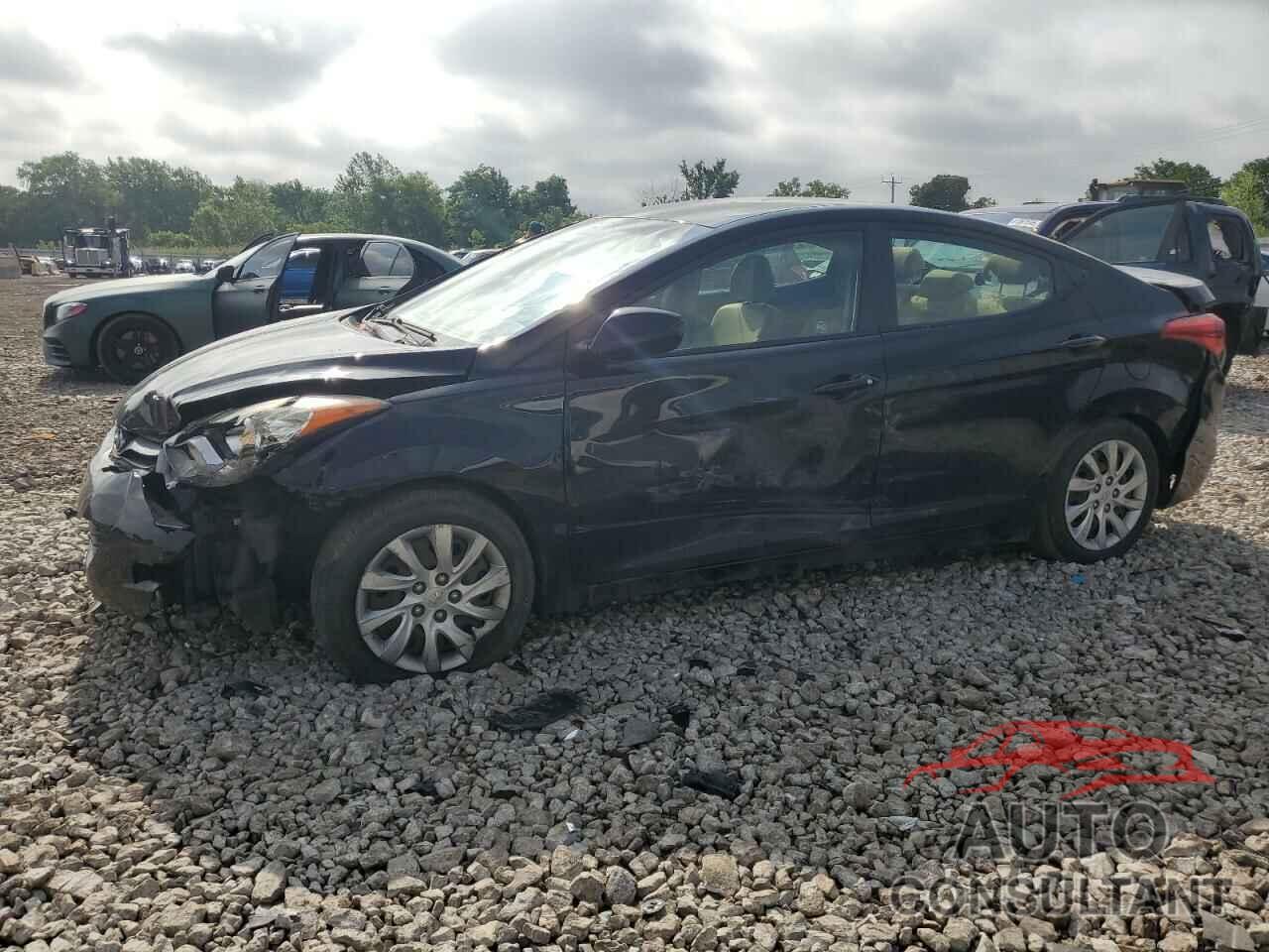 HYUNDAI ELANTRA 2012 - KMHDH4AE6CU270368