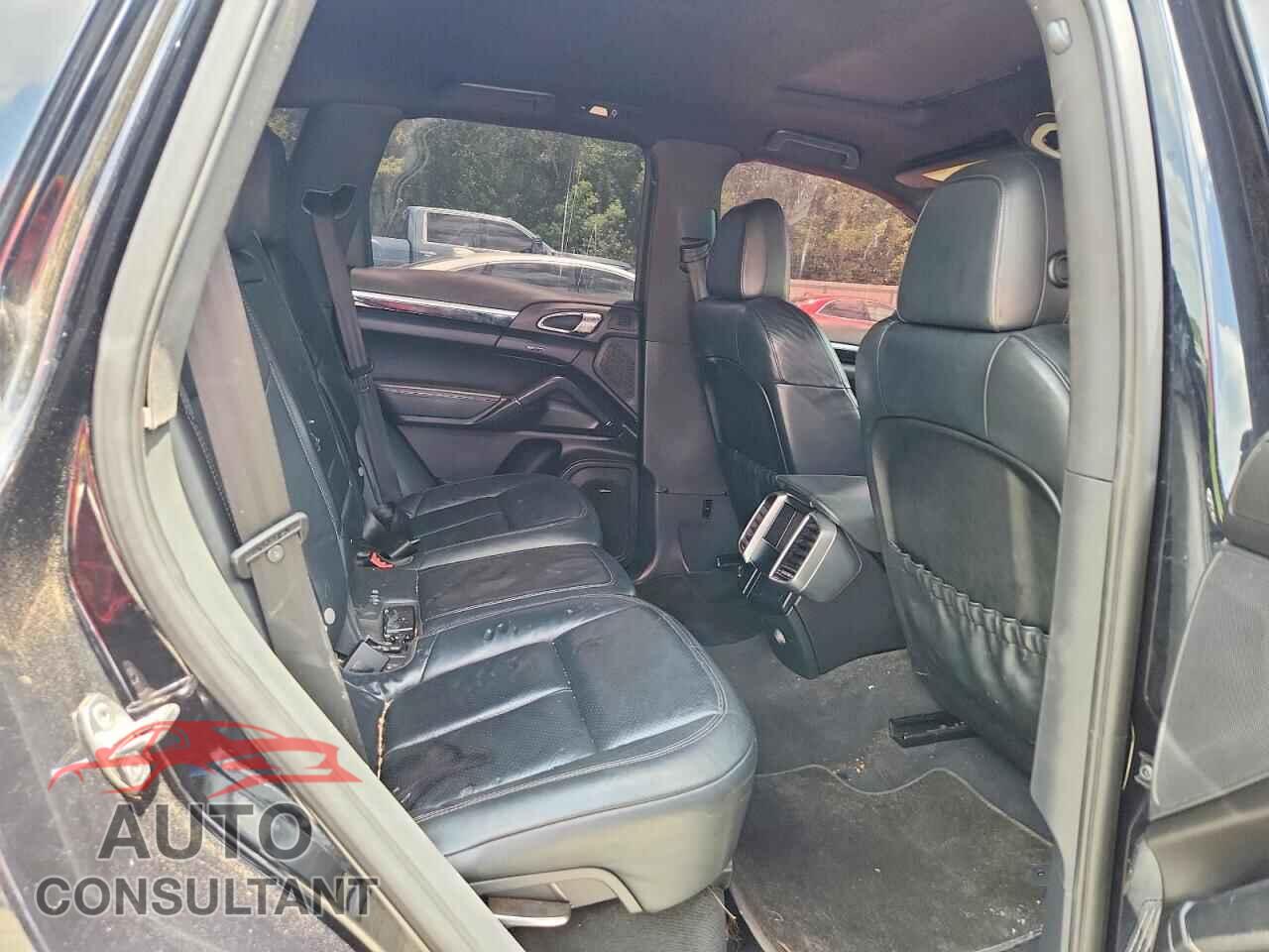PORSCHE CAYENNE 2013 - WP1AB2A22DLA80611
