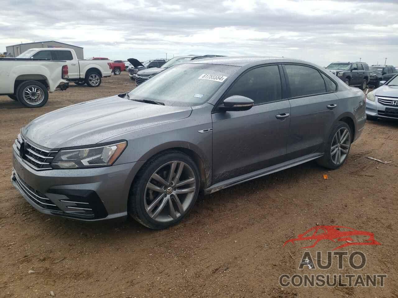 VOLKSWAGEN PASSAT 2018 - 1VWAA7A36JC019605