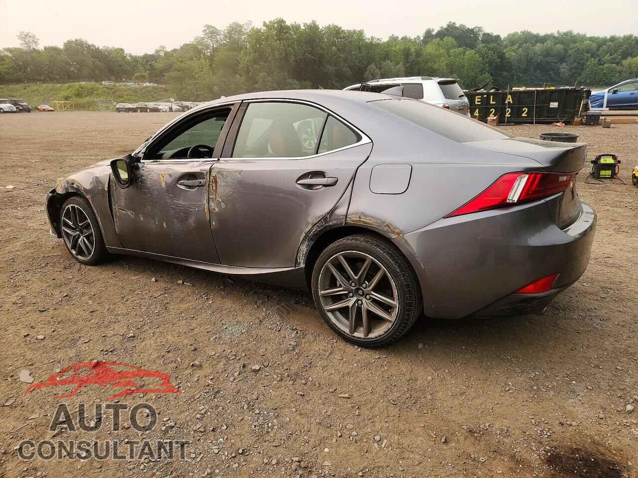 LEXUS IS 2014 - JTHBE1D25E5014271