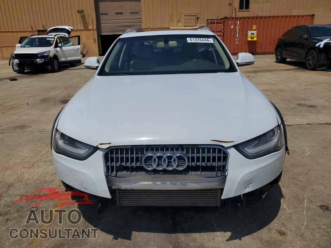 AUDI A4 2013 - WA1VFAFL2DA167577