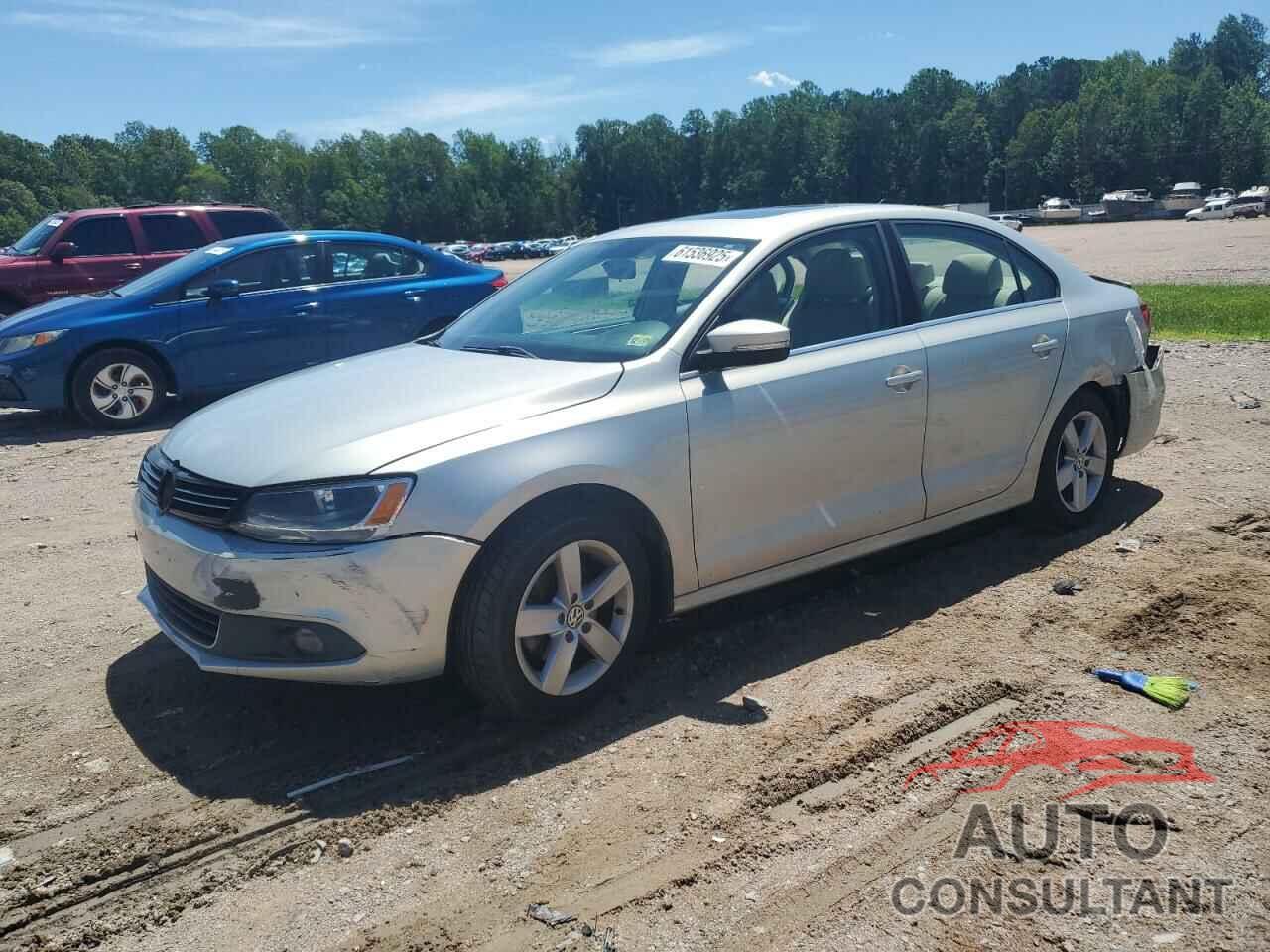 VOLKSWAGEN JETTA 2012 - 3VWLL7AJ7CM011404