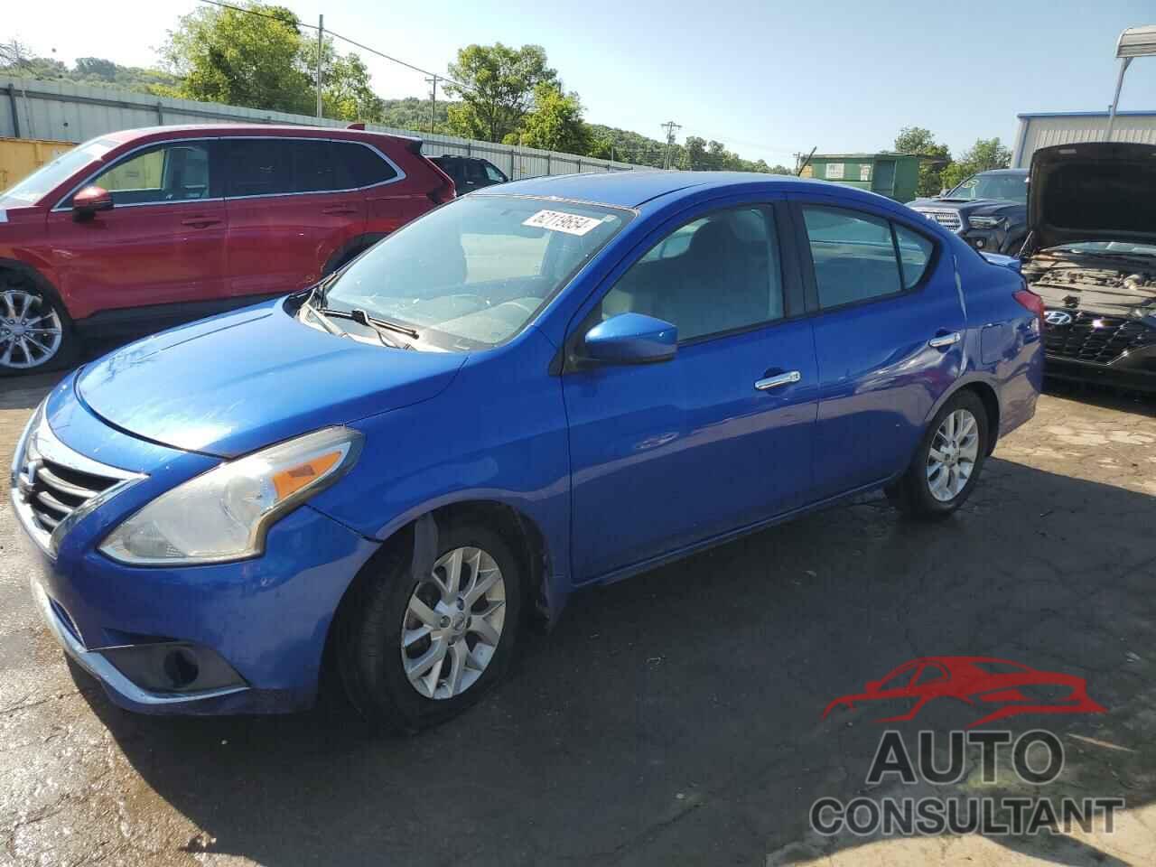 NISSAN VERSA 2017 - 3N1CN7APXHL807923