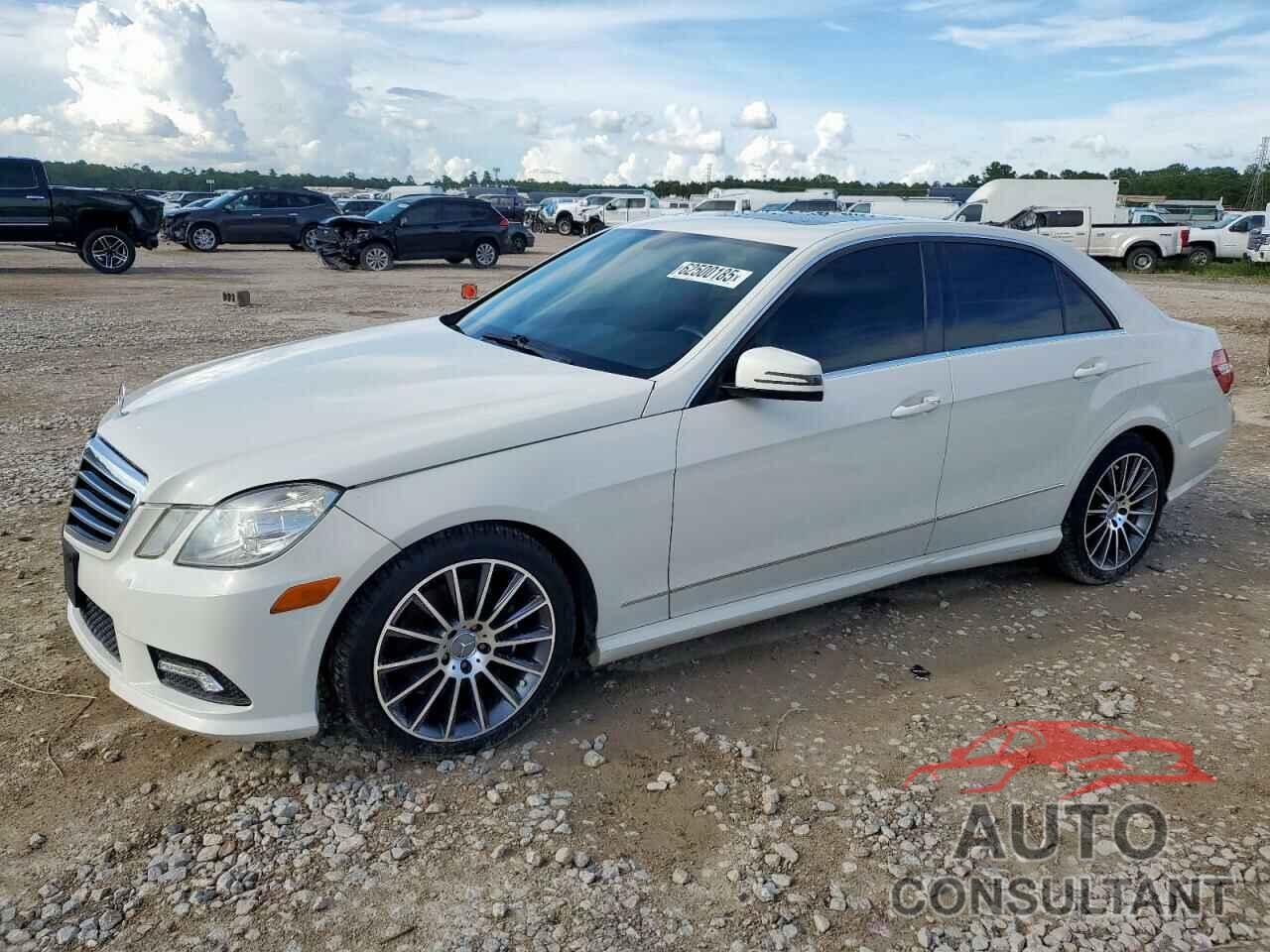 MERCEDES-BENZ E-CLASS 2011 - WDDHF8HB4BA290302