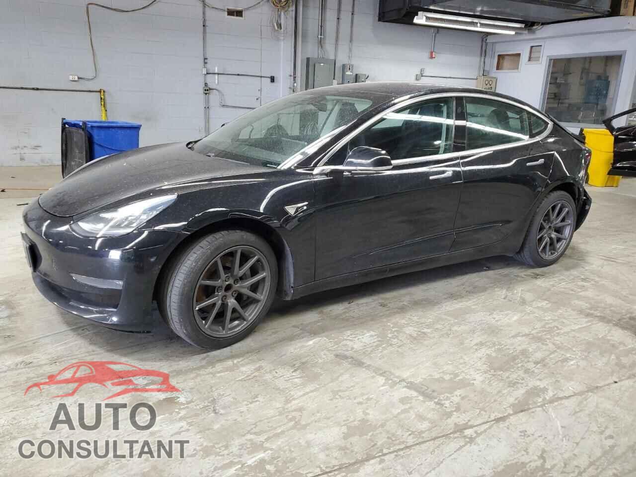 TESLA MODEL 3 2019 - 5YJ3E1EA4KF304653
