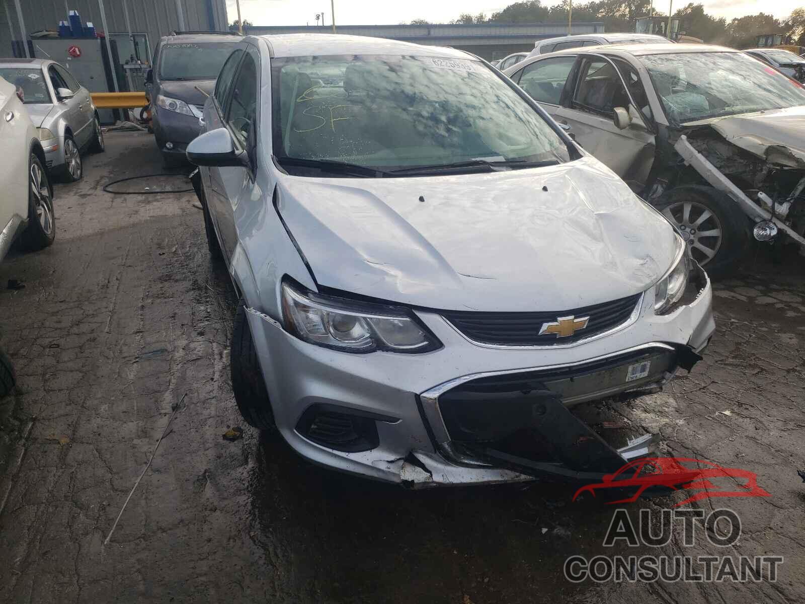 CHEVROLET SONIC 2017 - 1G1JB5SH4H4132674