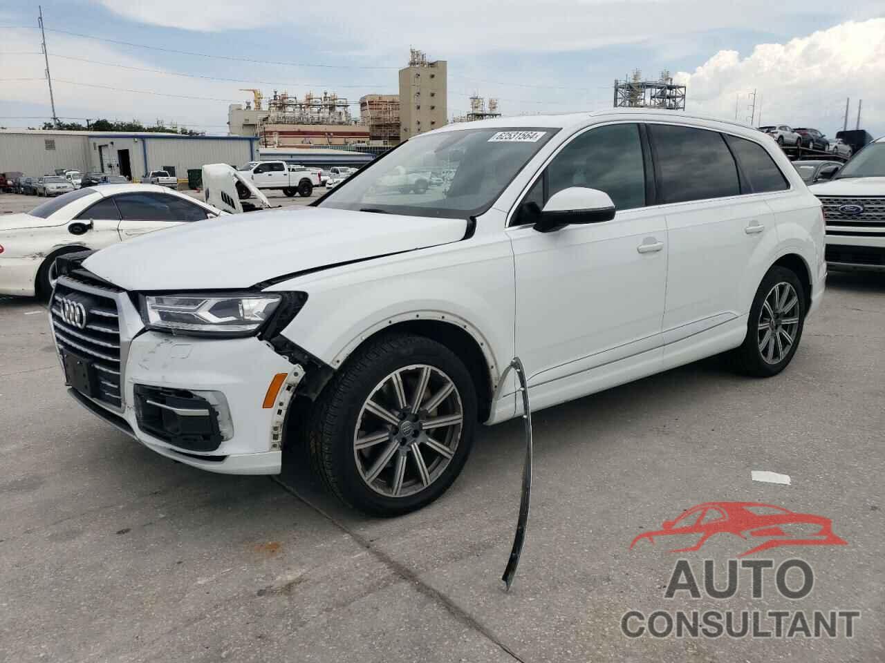 AUDI Q7 2018 - WA1LAAF72JD017665