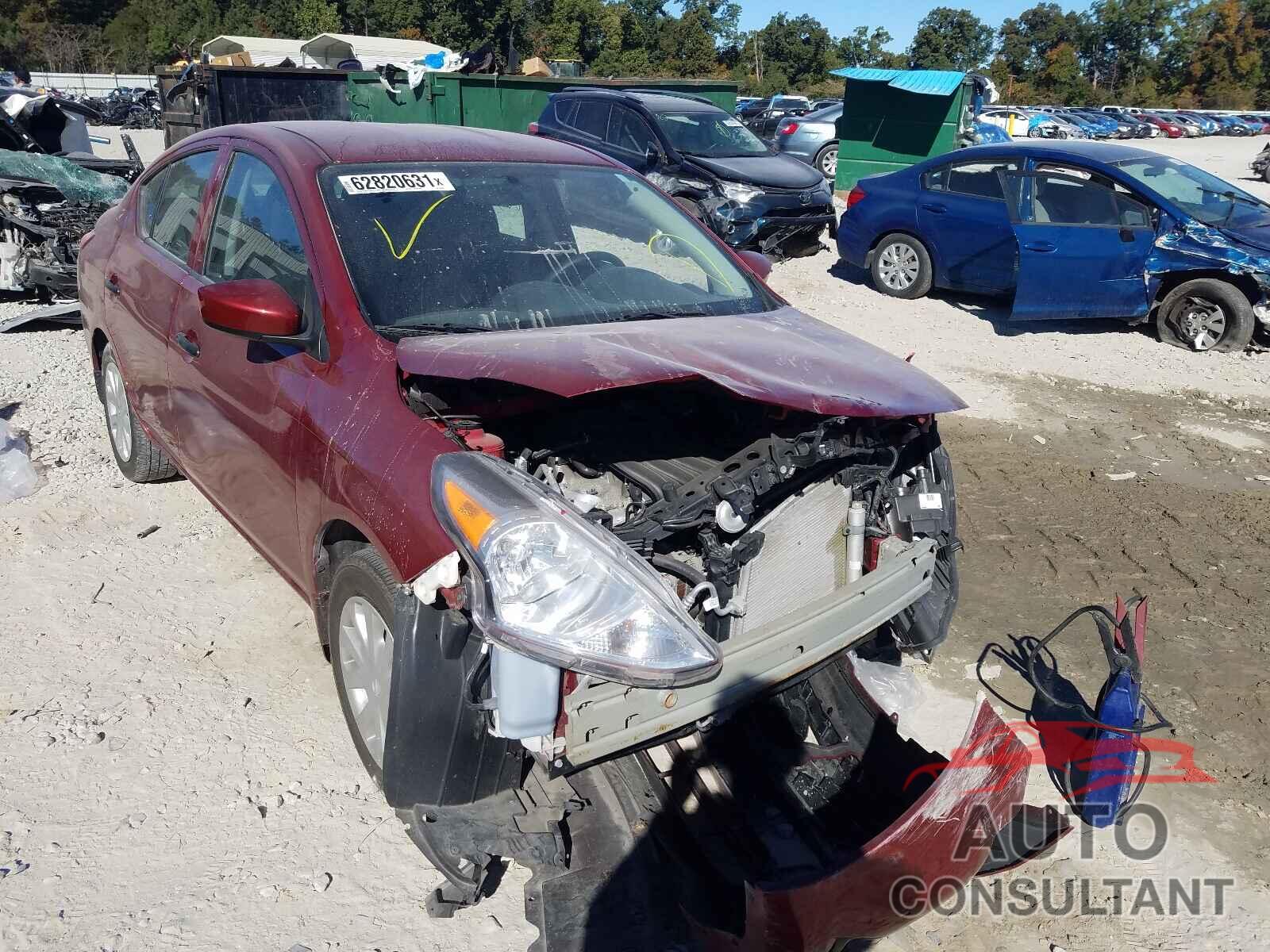 NISSAN VERSA 2018 - 3N1CN7AP8JL808266