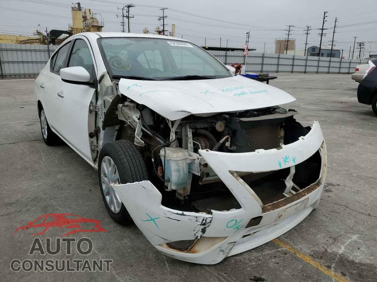 NISSAN VERSA 2017 - 3N1CN7AP1HL815800