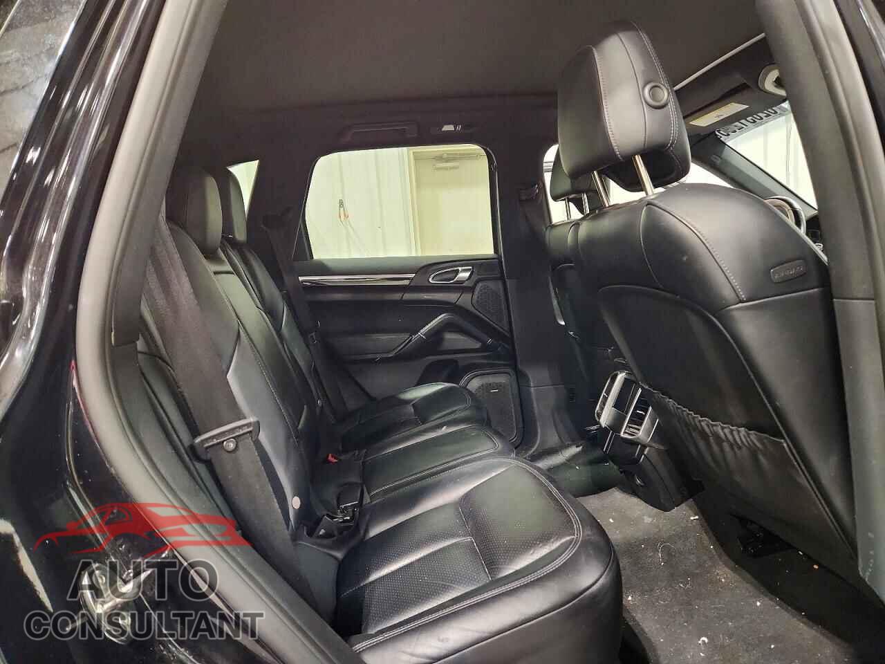 PORSCHE CAYENNE 2015 - WP1AB2A25FLA56452