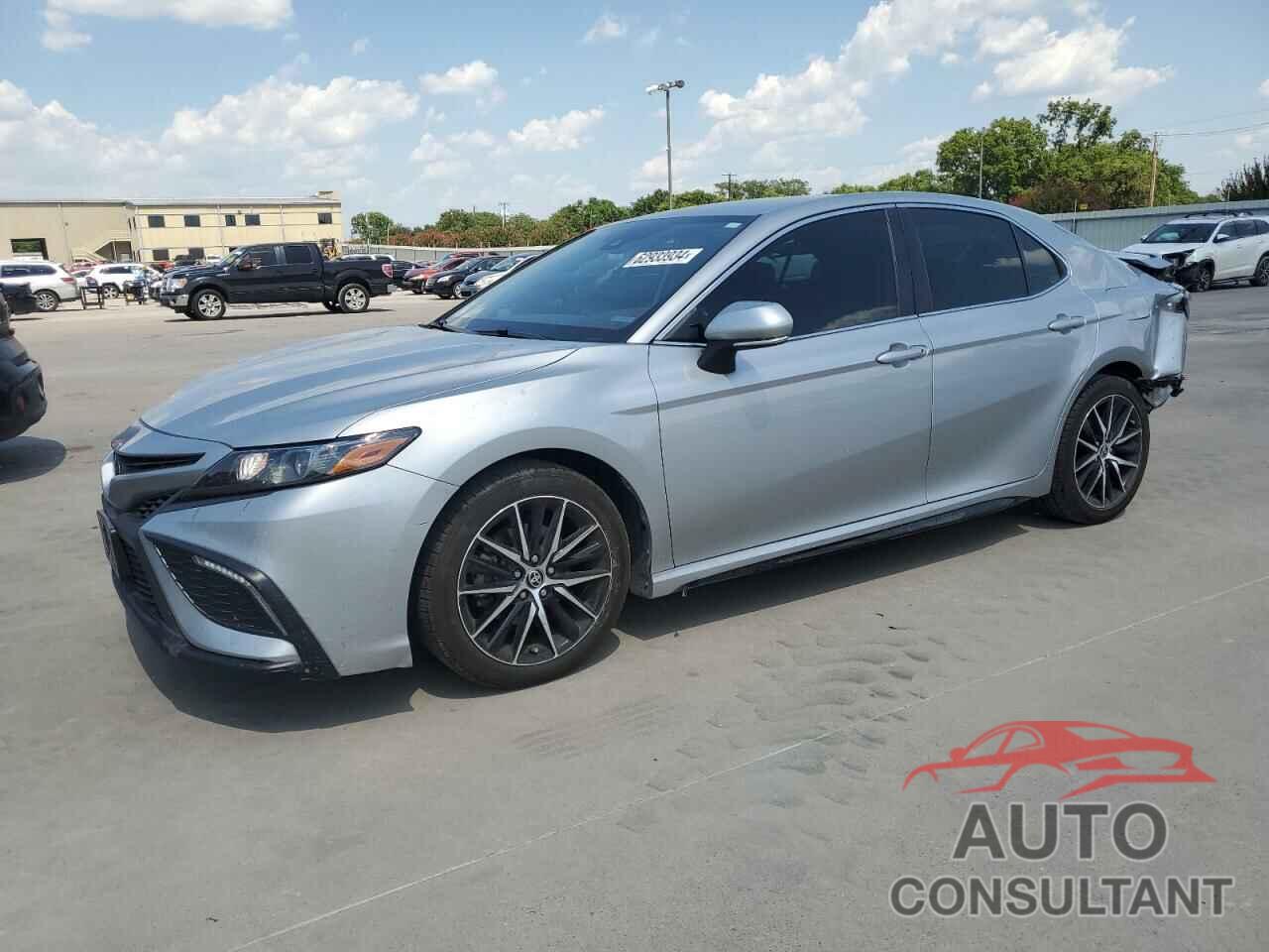 TOYOTA CAMRY 2022 - 4T1G11AK7NU037883