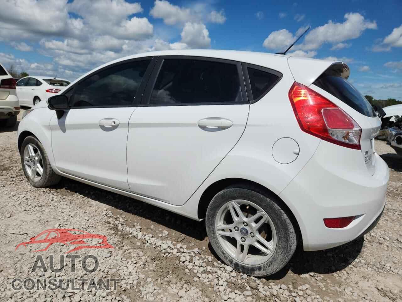 FORD FIESTA 2017 - 3FADP4EJ2HM118670