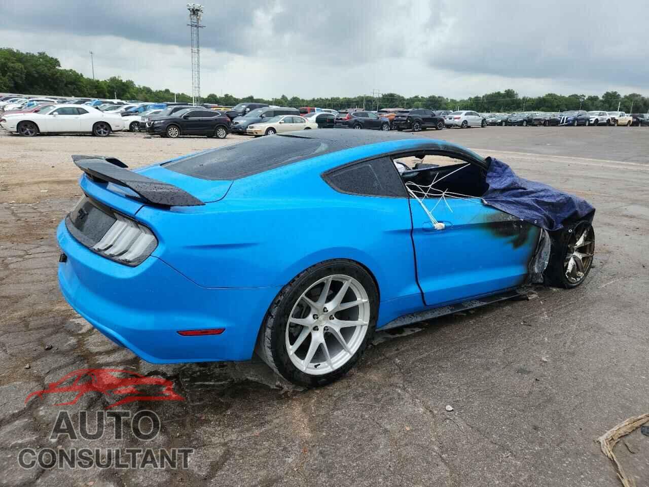 FORD MUSTANG 2017 - 1FA6P8CF1H5203696