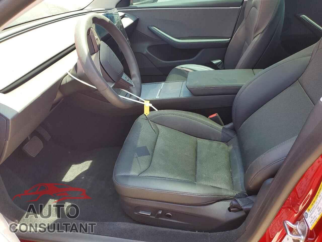 TESLA MODEL 3 2025 - 5YJ3E1EA3SF983797