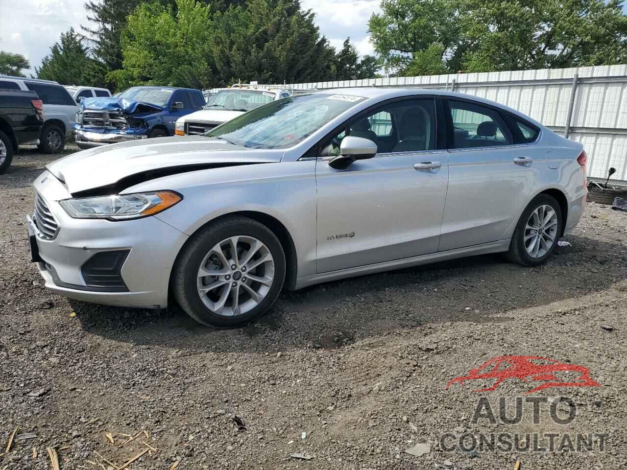 FORD FUSION 2019 - 3FA6P0LU5KR163028