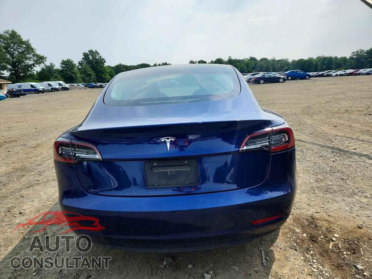 TESLA MODEL 3 2021 - 5YJ3E1EA1MF857716