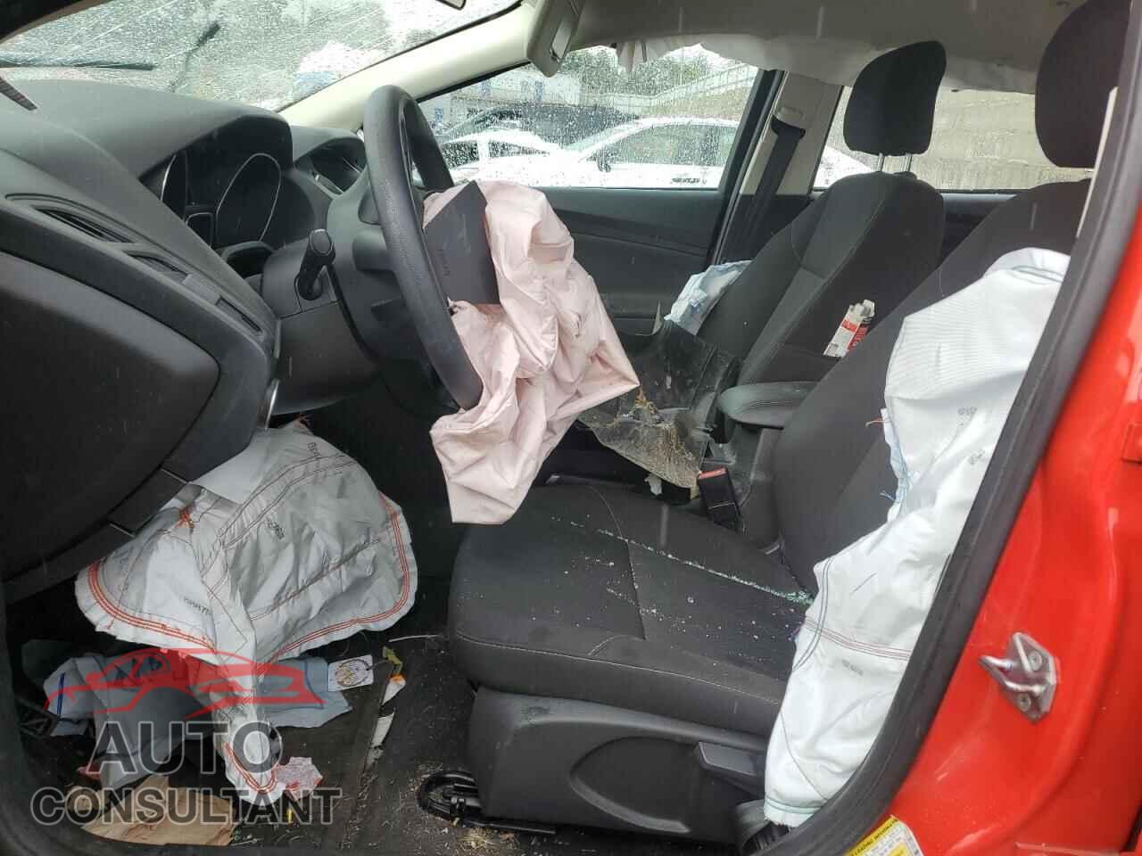 FORD FOCUS 2017 - 1FADP3FE8HL307112