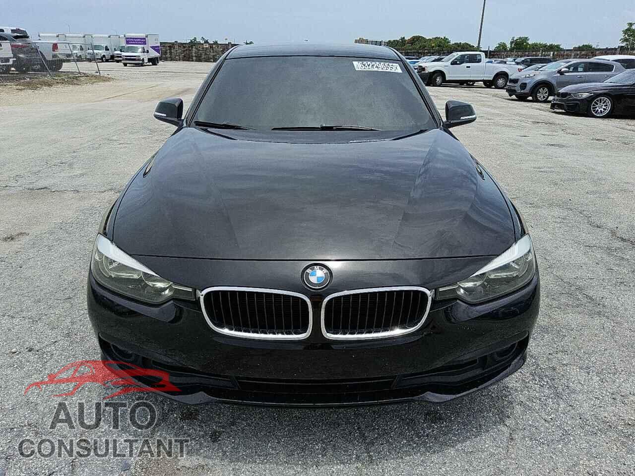 BMW 3 SERIES 2016 - WBA8A9C59GK616187