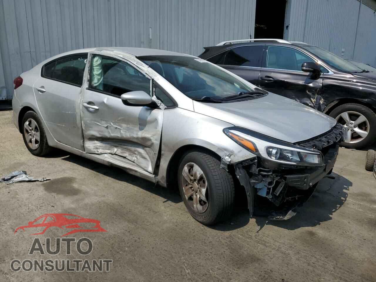 KIA FORTE 2017 - 3KPFK4A70HE137370