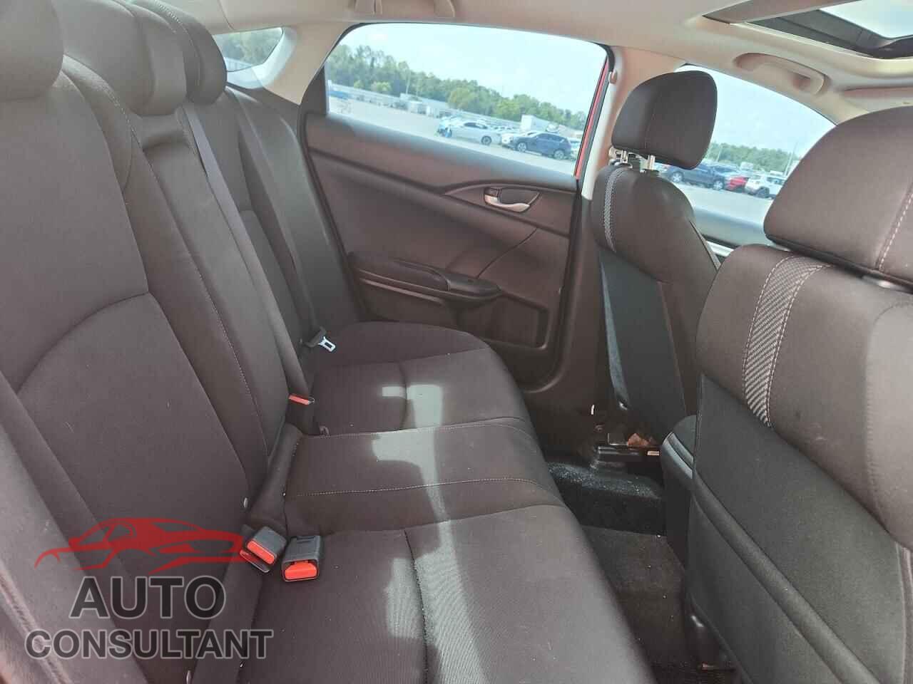HONDA CIVIC 2017 - 2HGFC2F70HH564967