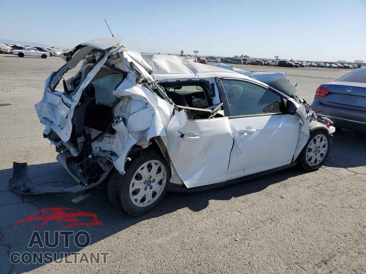 FORD FOCUS 2012 - 1FAHP3K22CL155494