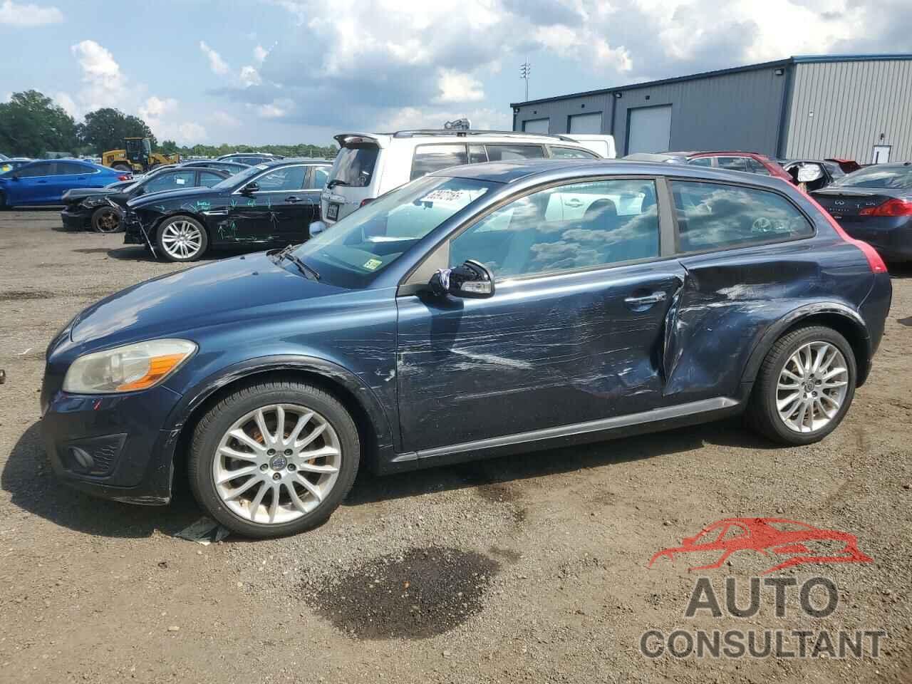 VOLVO C30 2011 - YV1672MK5B2212777