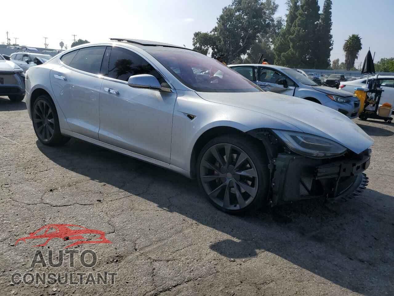 TESLA MODEL S 2018 - 5YJSA1E2XJF247129