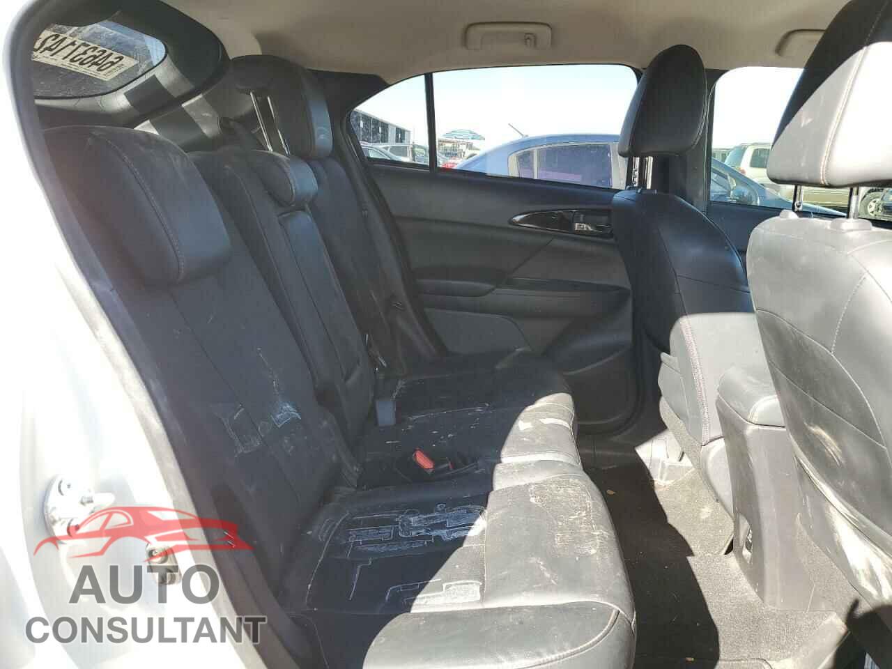 MITSUBISHI ECLIPSE 2018 - JA4AT5AA8JZ063094