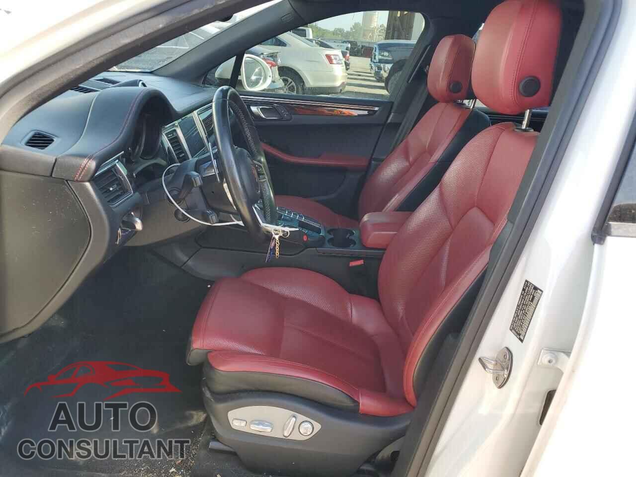 PORSCHE MACAN 2018 - WP1AA2A56JLB16616