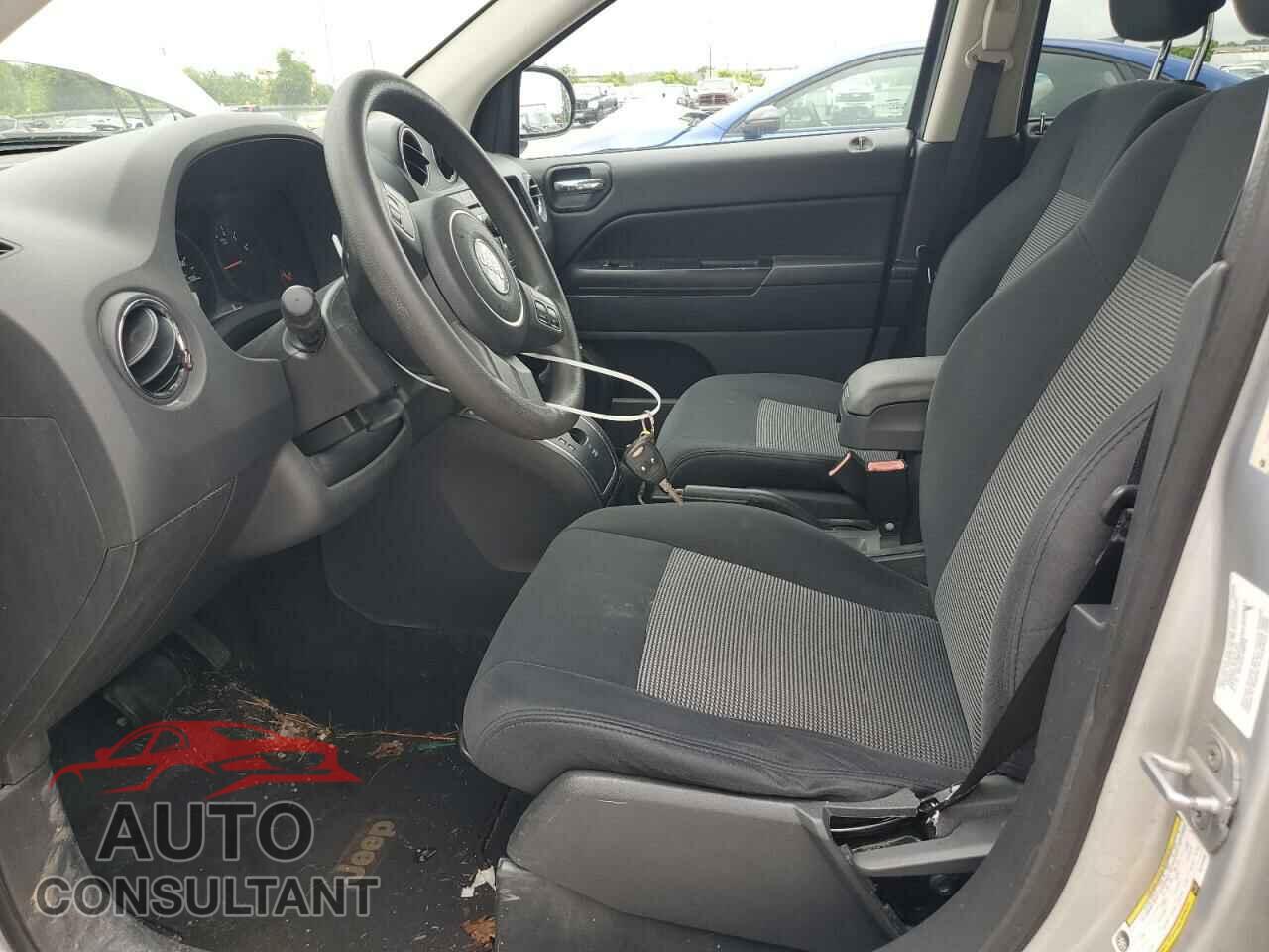 JEEP COMPASS 2011 - 1J4NF1FB3BD148443