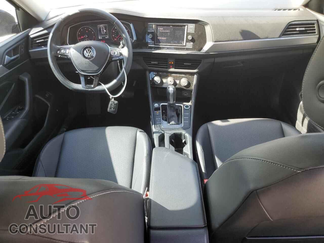 VOLKSWAGEN JETTA 2019 - 3VWC57BU7KM161496