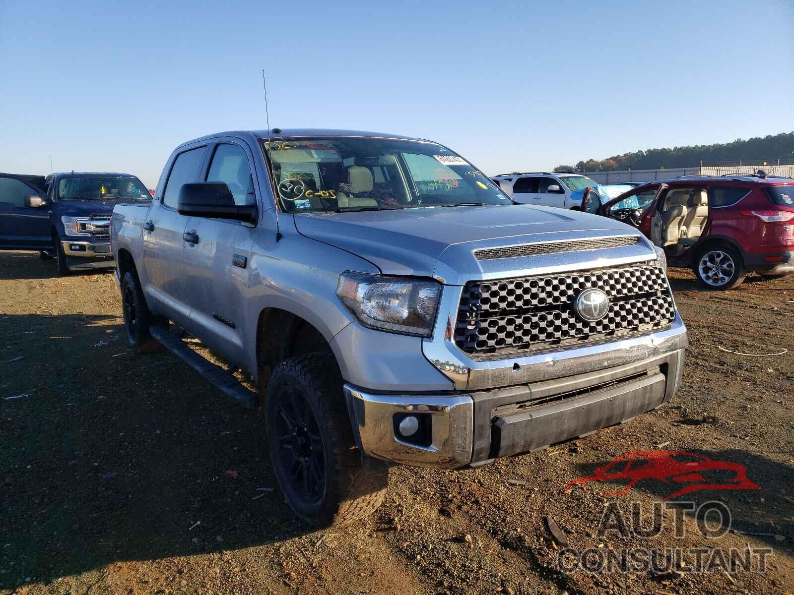 TOYOTA TUNDRA 2018 - 5TFDW5F13JX713707