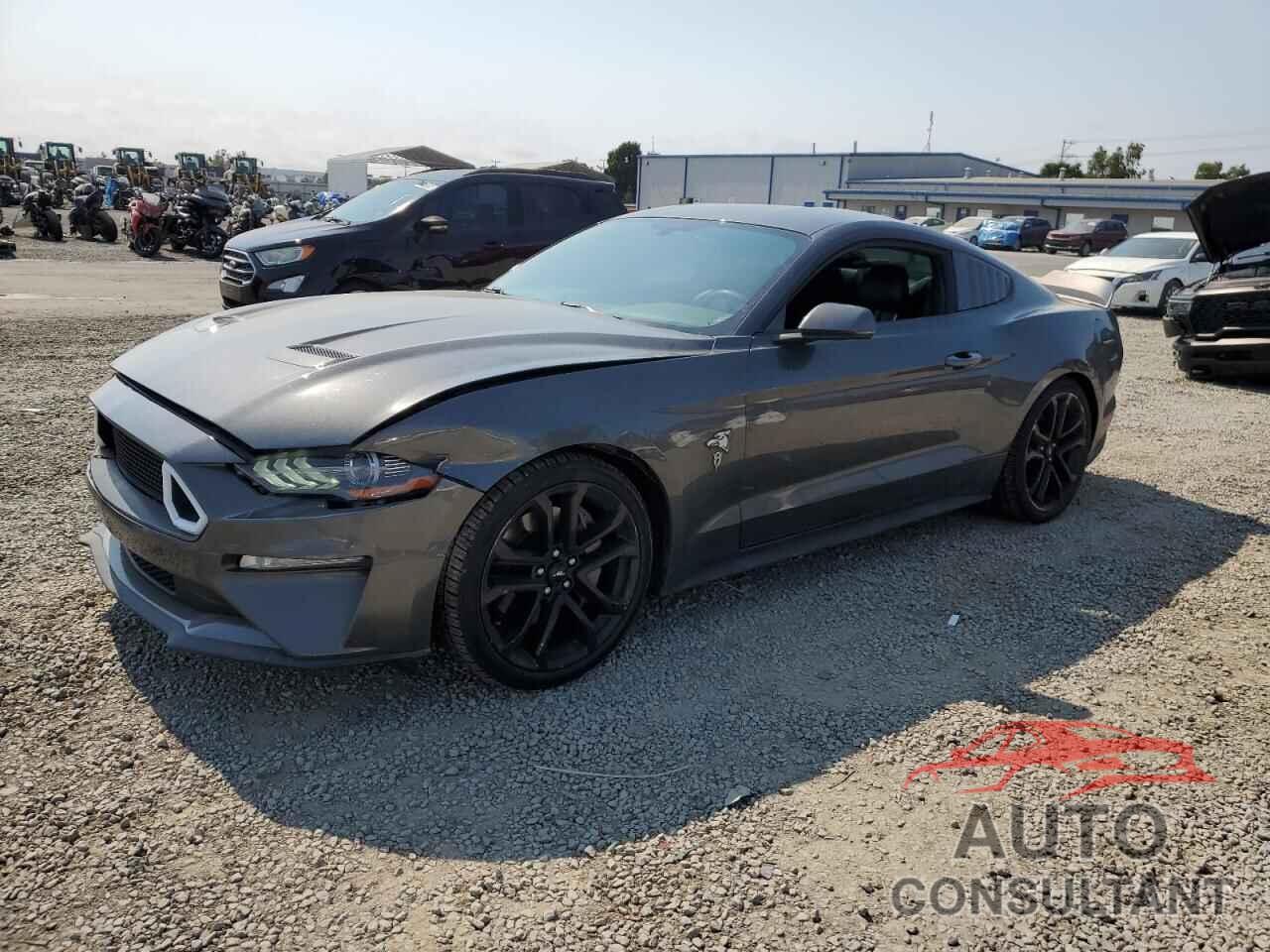 FORD MUSTANG 2018 - 1FA6P8CF4J5181196