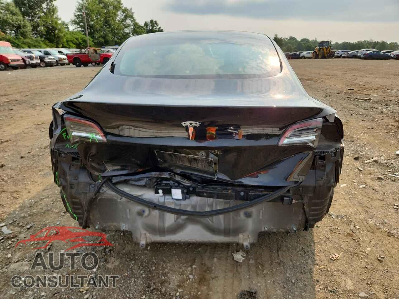 TESLA MODEL 3 2021 - 5YJ3E1EA2MF857546