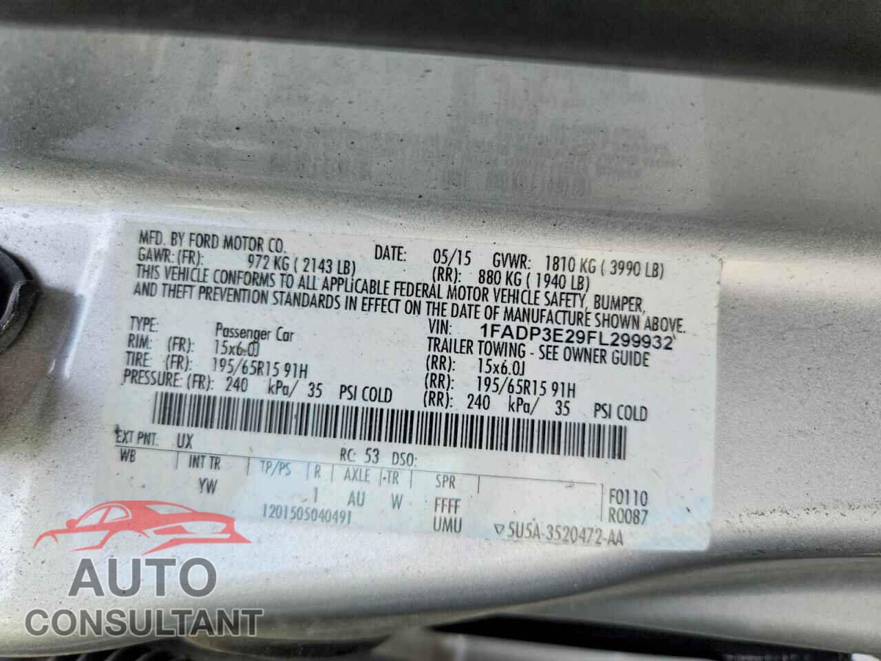 FORD FOCUS 2015 - 1FADP3E29FL299932