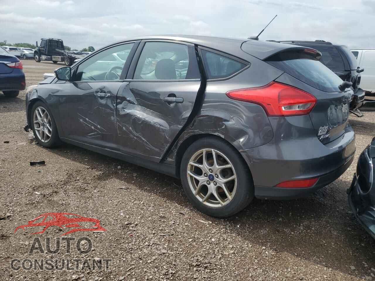 FORD FOCUS 2015 - 1FADP3K2XFL386713
