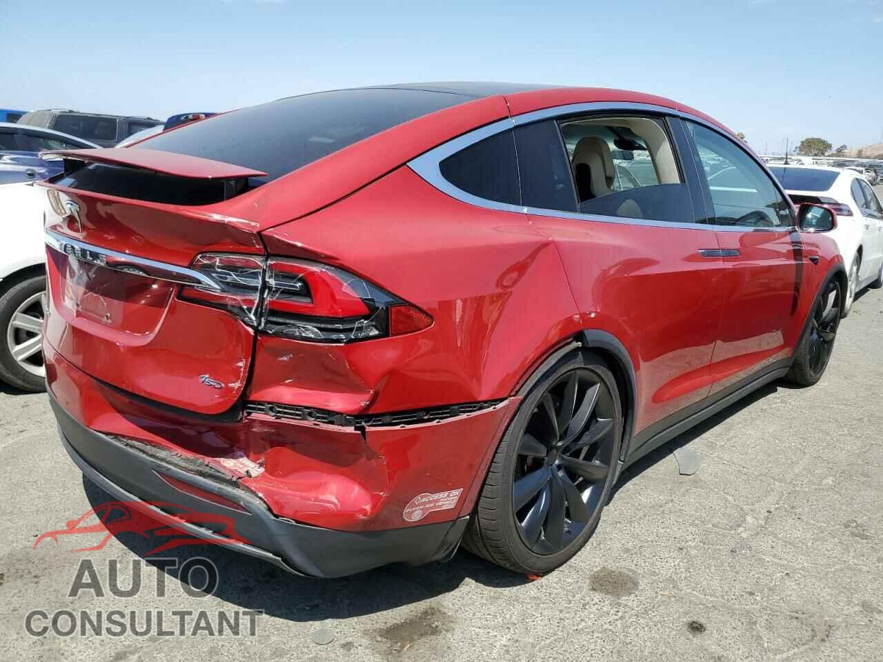 TESLA MODEL X 2017 - 5YJXCBE21HF038300