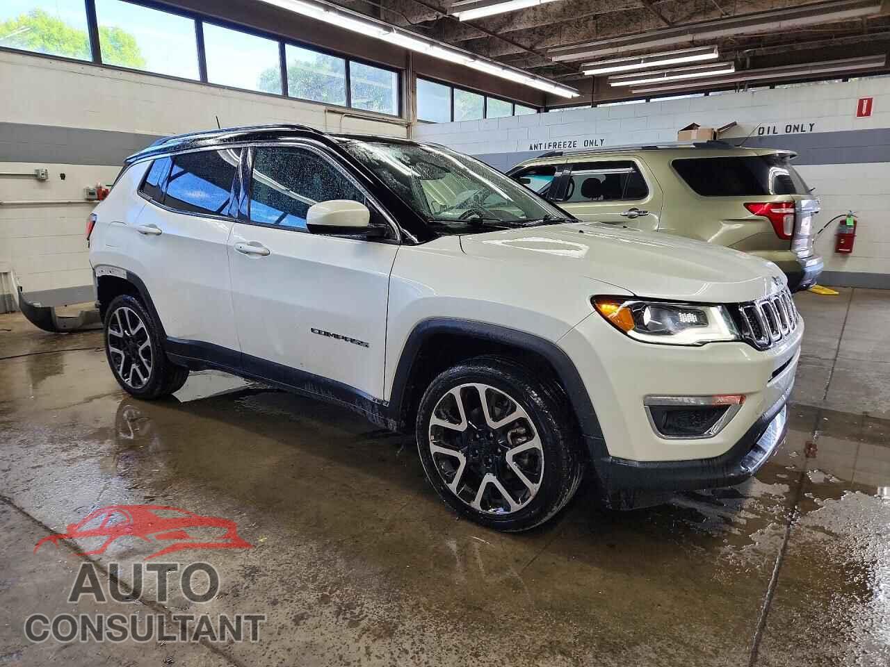 JEEP COMPASS 2021 - 3C4NJDCB4MT596097