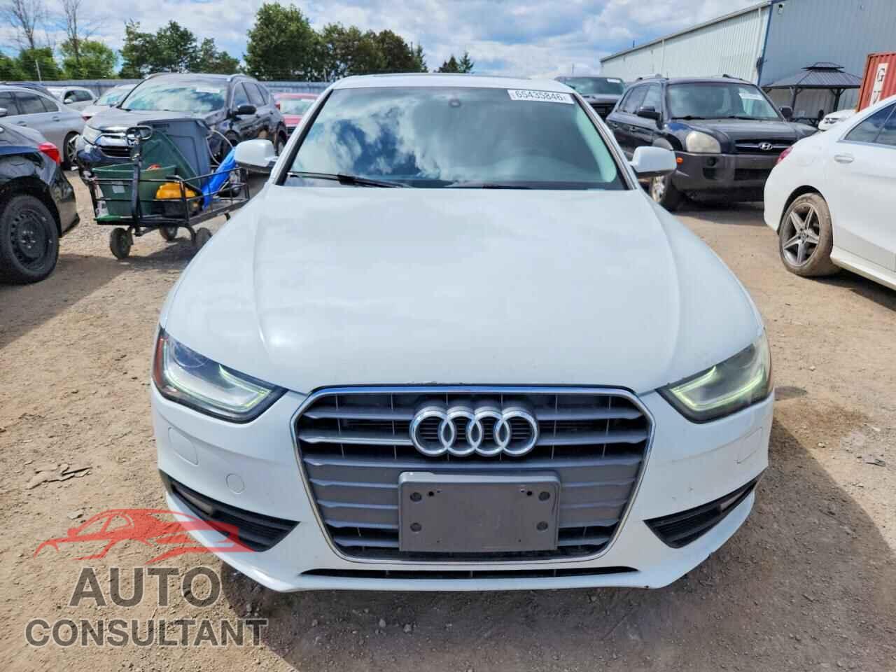 AUDI A4 2013 - WAUFFCFL6DN035174