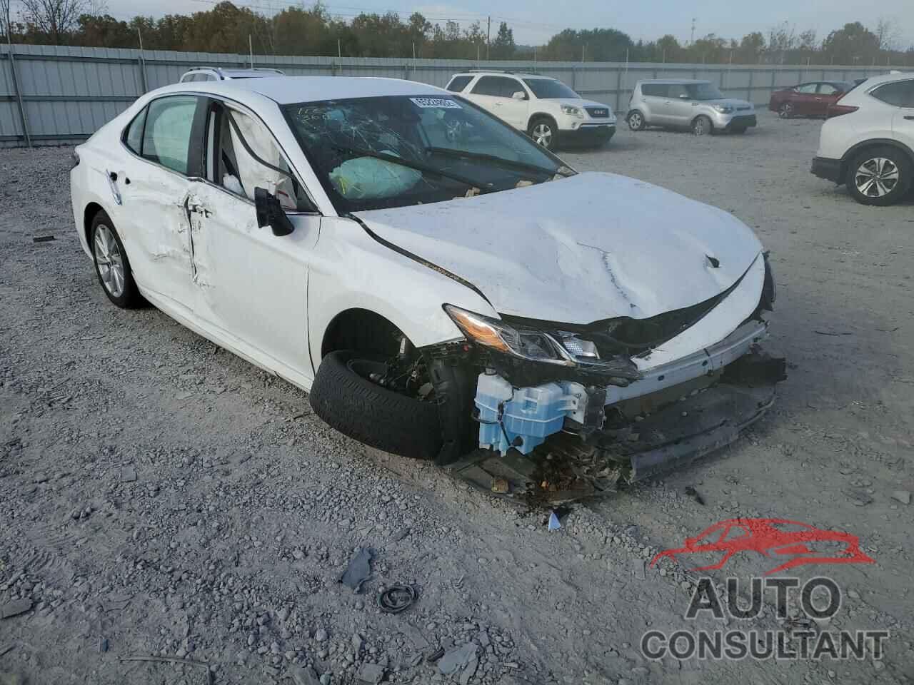 TOYOTA CAMRY 2021 - 4T1C11AK3MU521336