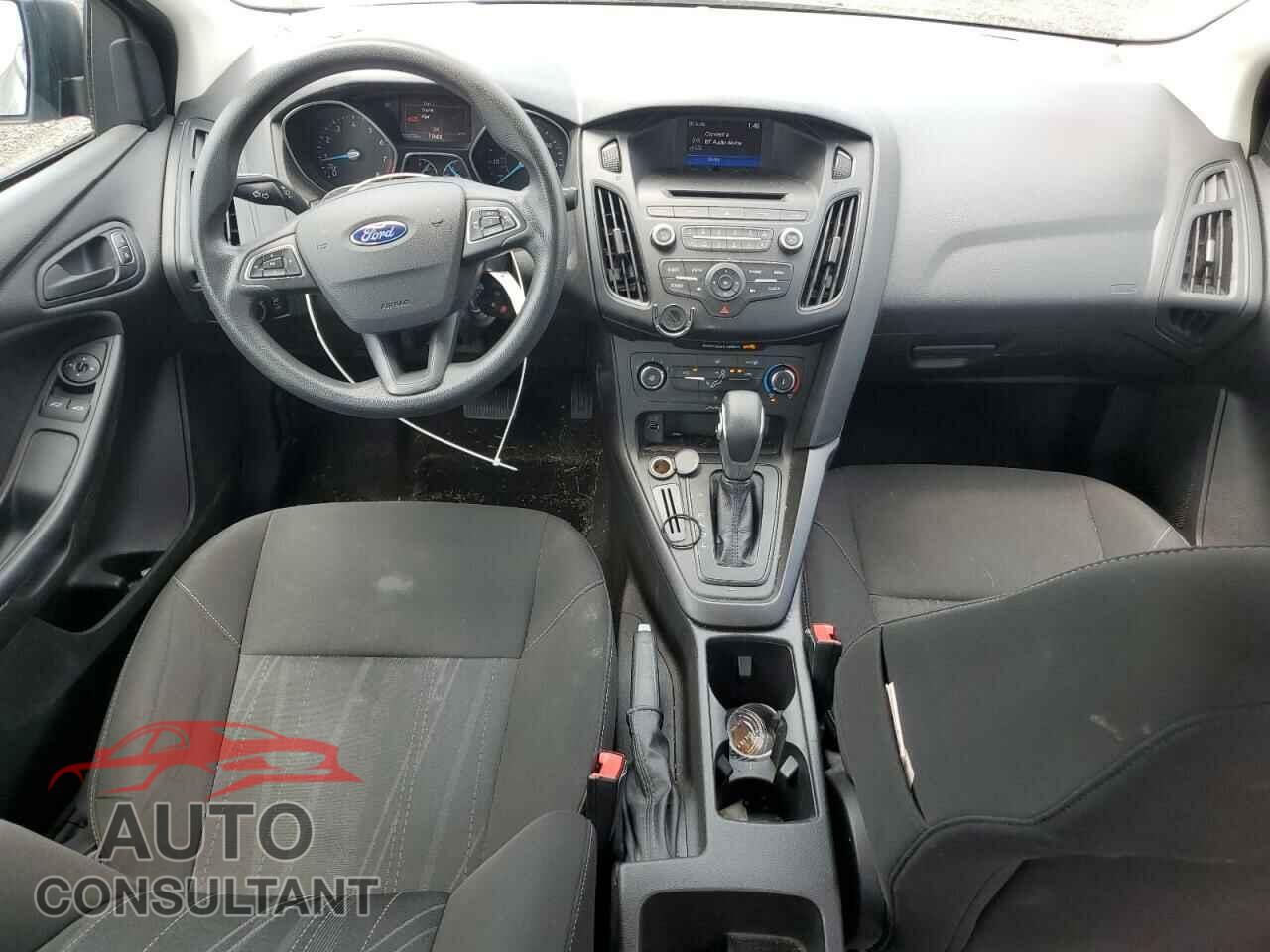 FORD FOCUS 2017 - 1FADP3E27HL316780