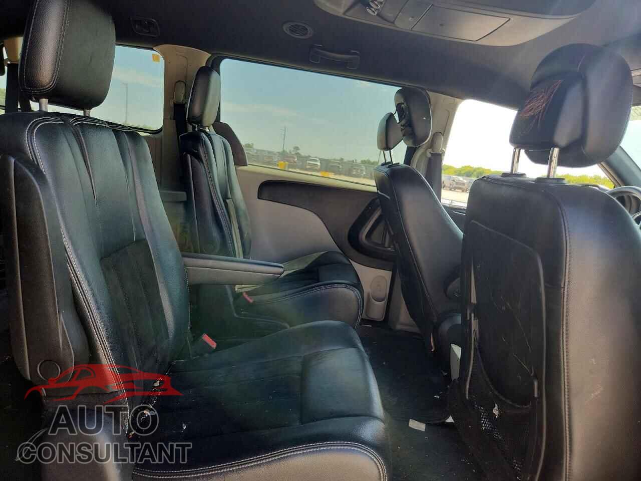 DODGE CARAVAN 2015 - 2C4RDGCG4FR738055