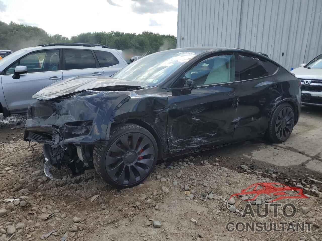 TESLA MODEL Y 2023 - 7SAYGDEFXPF902589