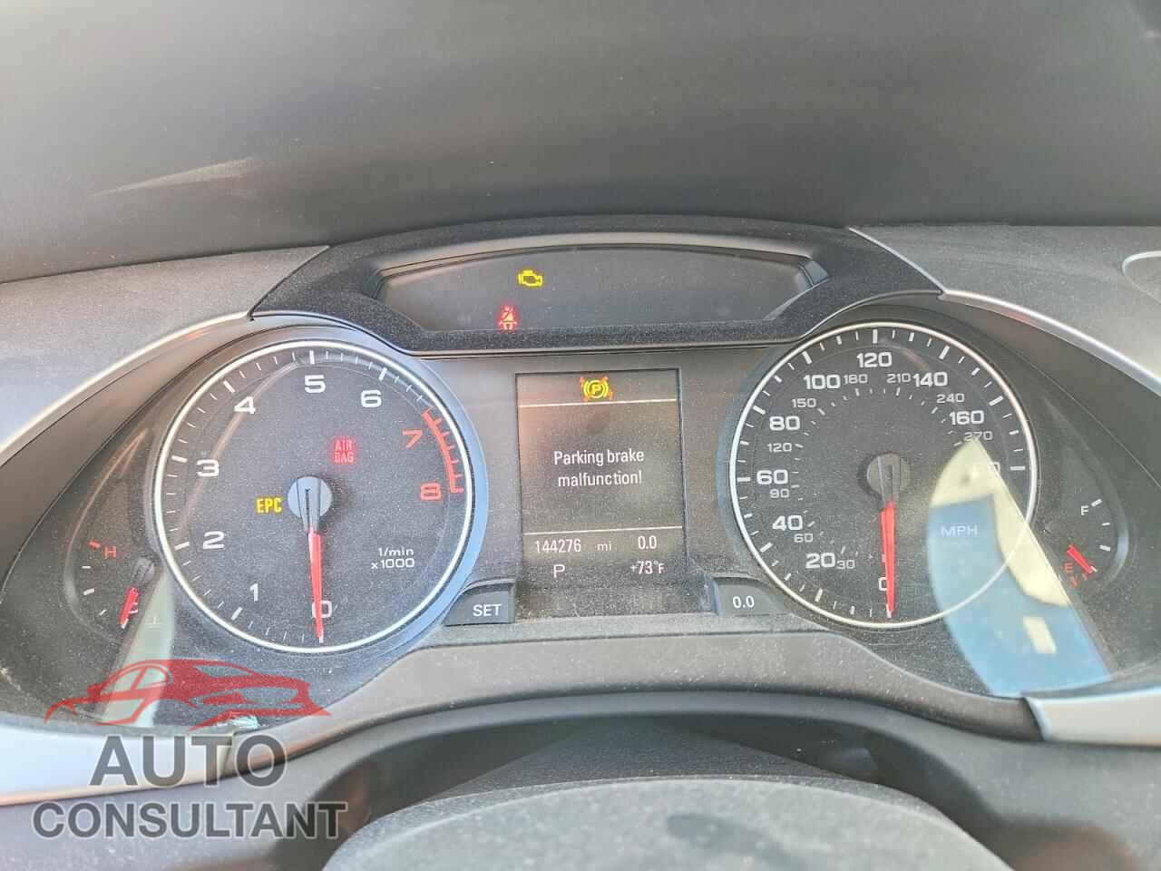 AUDI A4 2012 - WAUWFAFL5CA098714