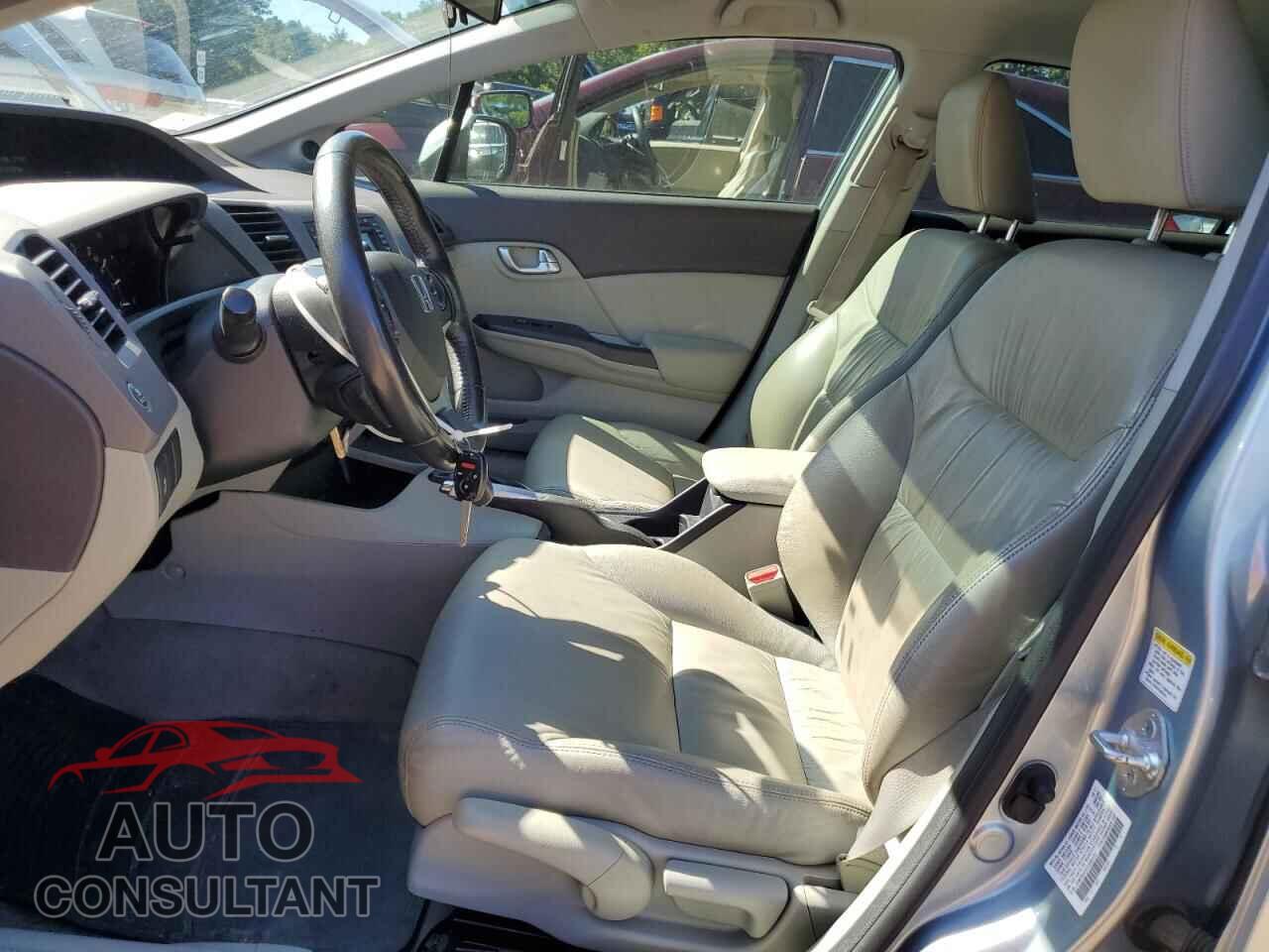 HONDA CIVIC 2012 - JHMFB4F37CS004731