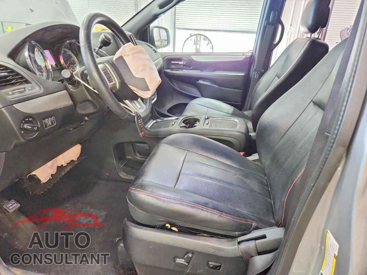 DODGE CARAVAN 2018 - 2C4RDGEG4JR220565