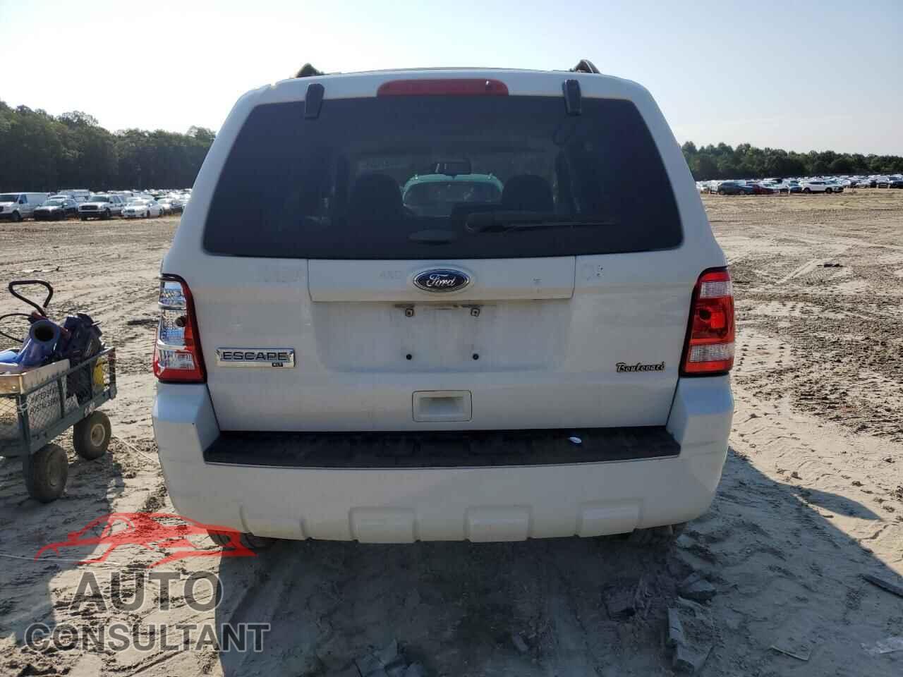 FORD ESCAPE 2011 - 1FMCU0D76BKA79413